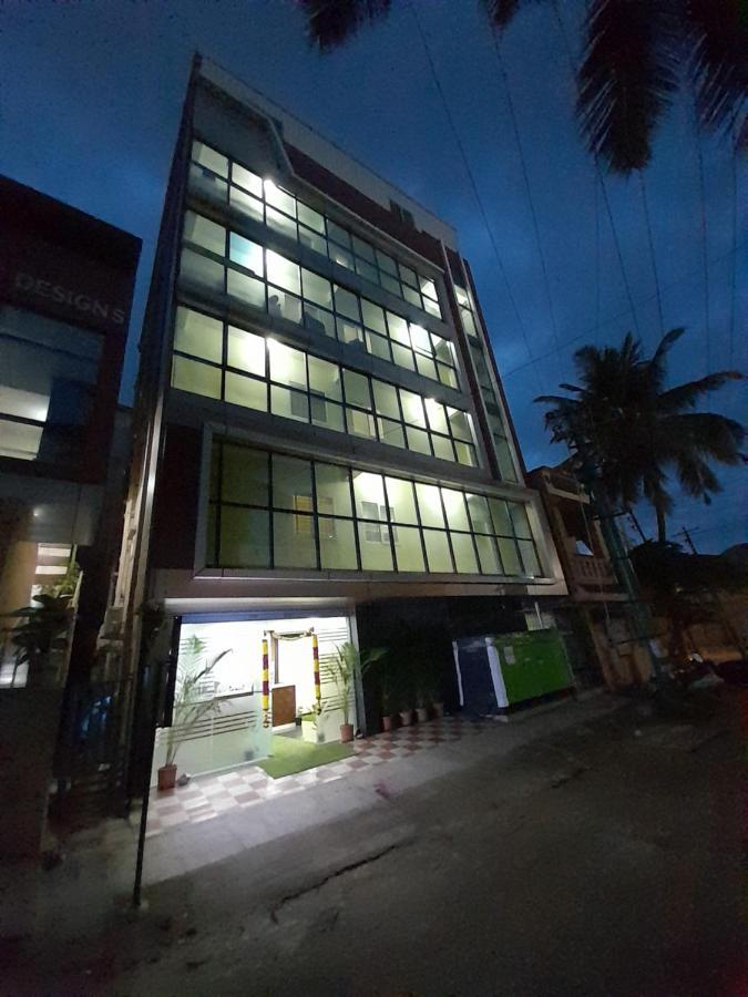 Redkey Inn Airport Bangalore Buitenkant foto